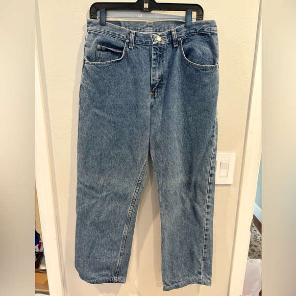 Wrangler Other - Wrangler Denim Jeans Men’s Size 33x30 Made in the USA Straight Leg